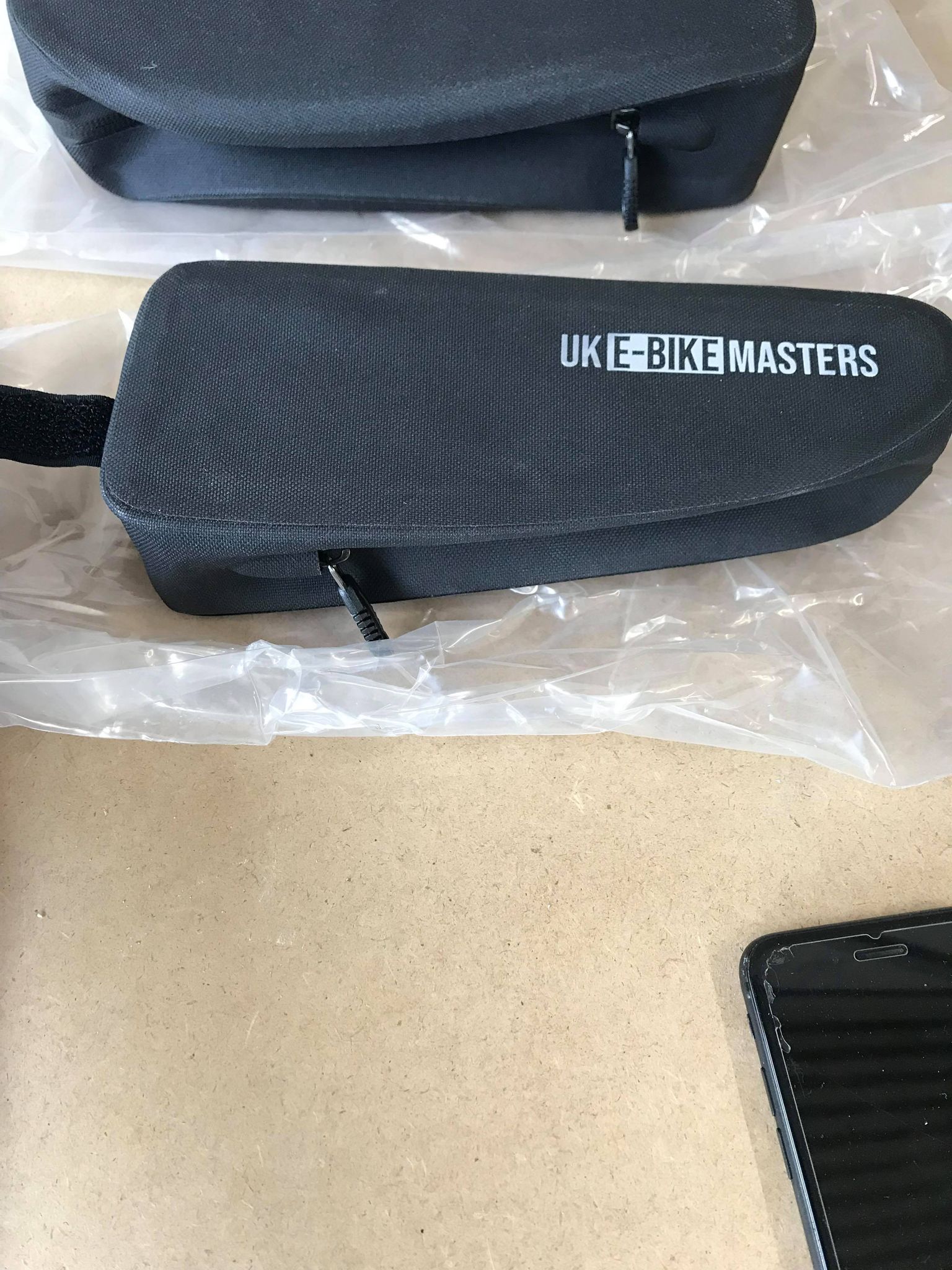 Small controller bag fits up to YF 30A image 3