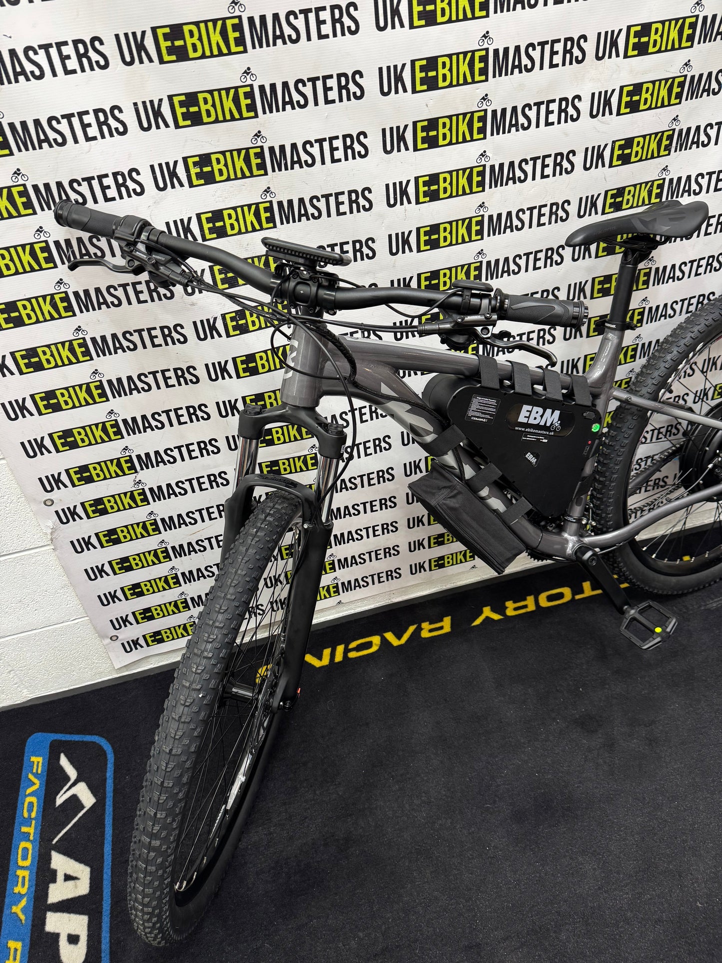 Kona Lanal 52 26AH Large
