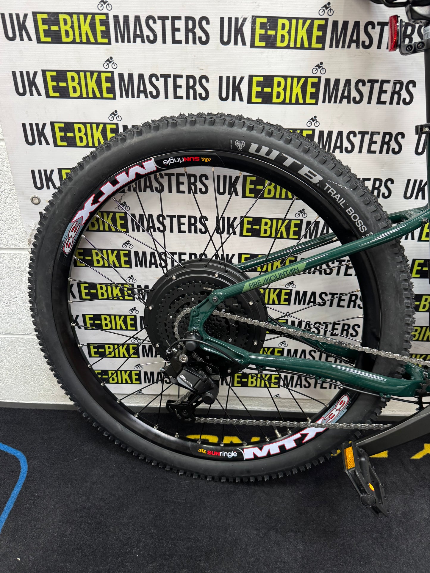 Kona Fire Mountain Green L 52V 26AH