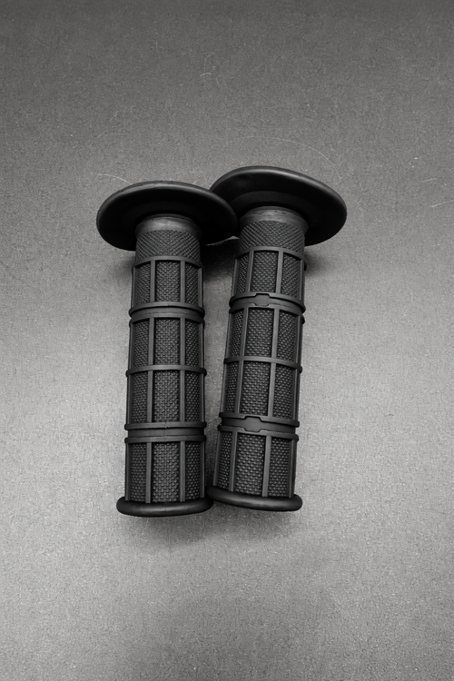 EBM Black grips